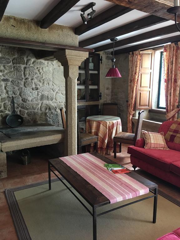 A Casa Da Meixida Padron Luaran gambar